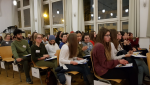 Diktatwettbewerb 2018: Aus vielen Schulen Frankfurts nehmen Schüler teil.
