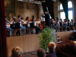 Orchester unter der Leitung von Dr. Helmut Bartel